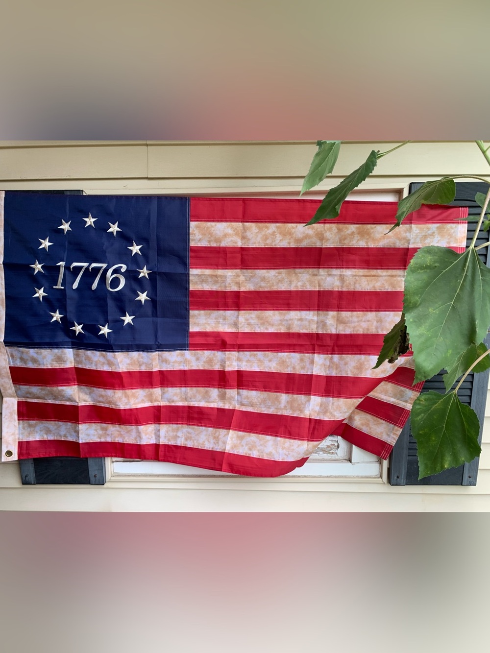 BETSY ROSS vintage “tea stain” Heavy duty patriotic 1776 flag (3X5) NWOT